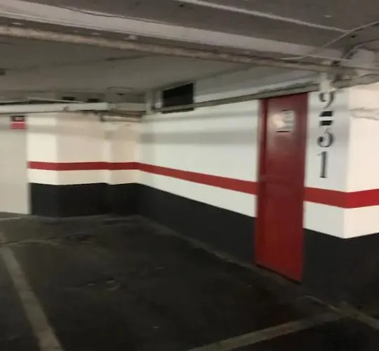 Acb - Z26 Centrico - Parking Gratis Lägenhet *