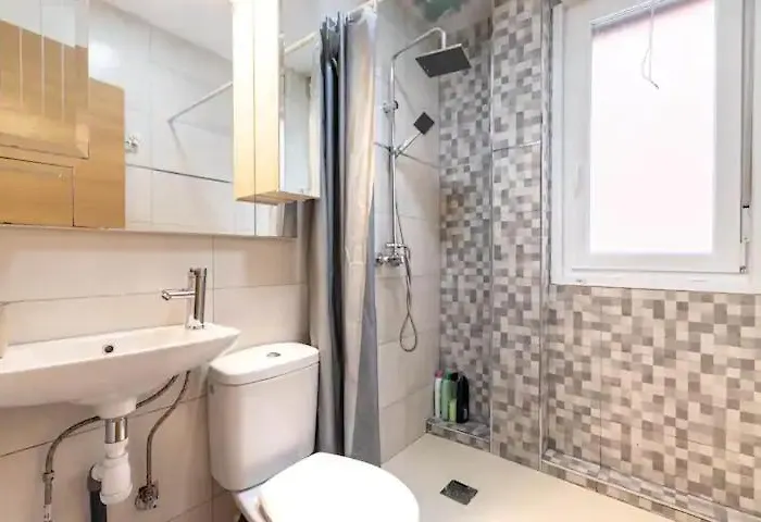 Acb - Z26 Centrico - Parking Gratis